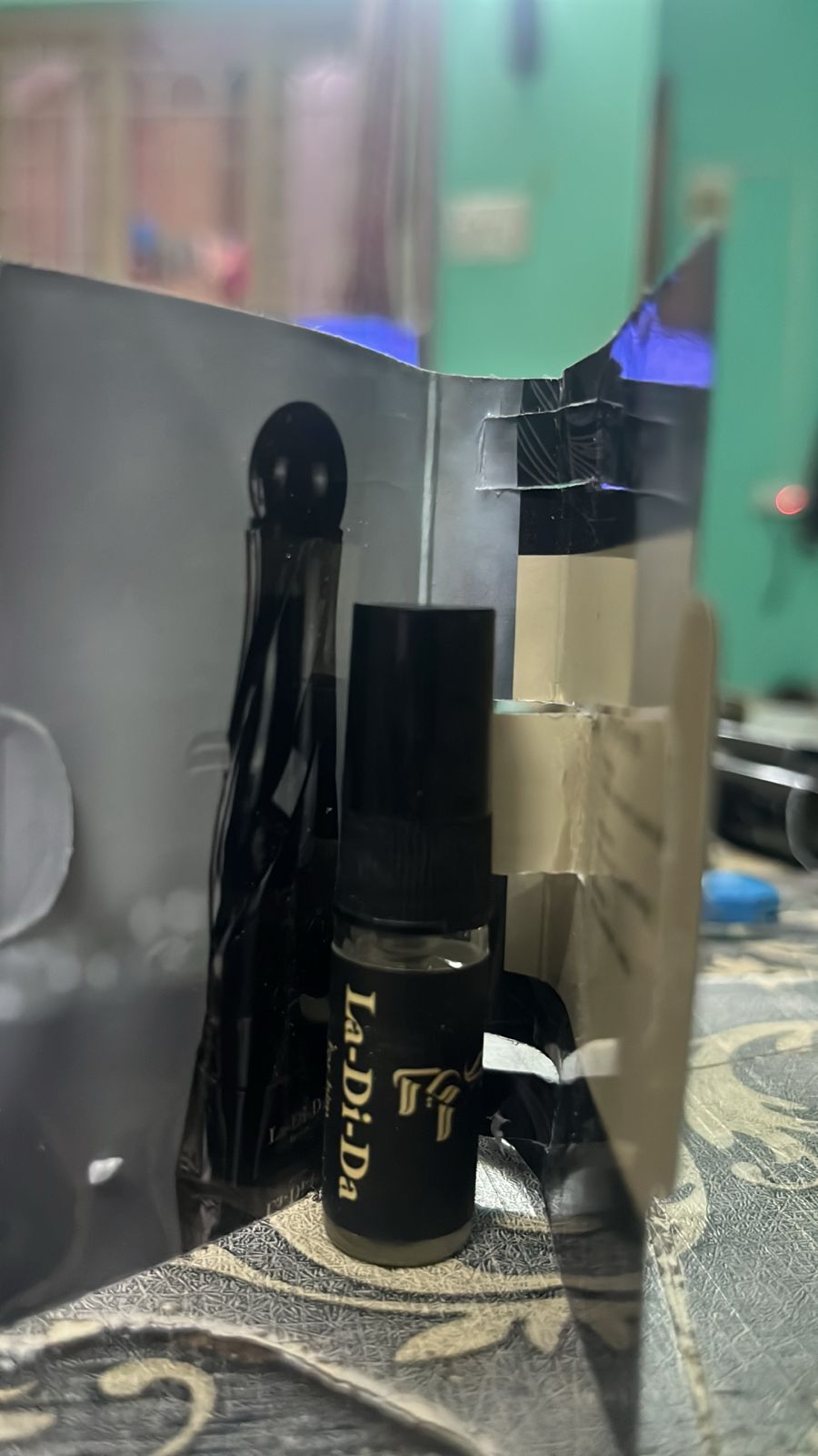 La-Di-Da Hor Him 2.5ml Official Vial | Prestige Arabiyat